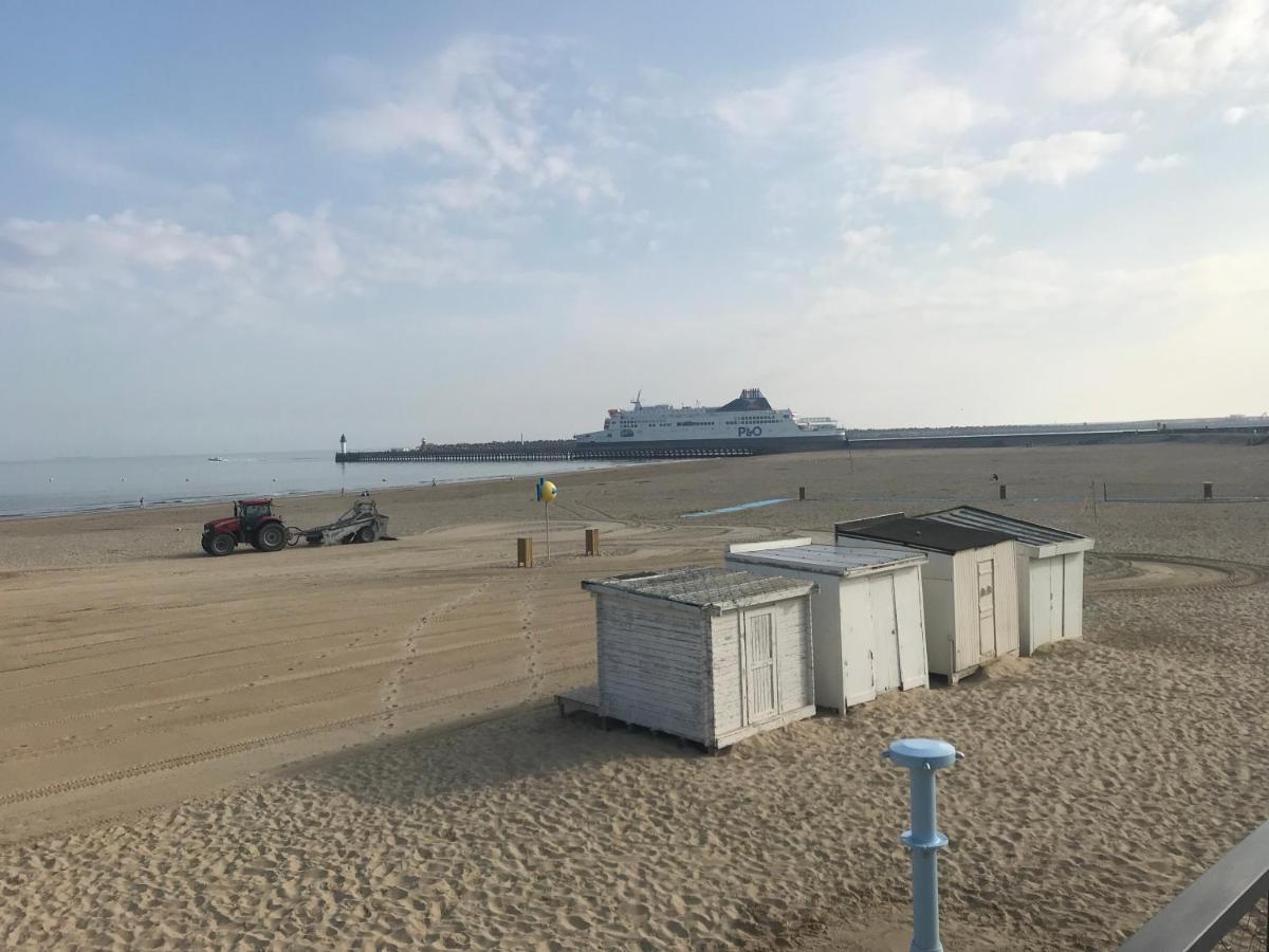 Le Bien Venue Chez Vous Apartman Calais Kültér fotó